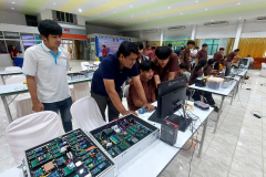 Upskill-Reskill-Coding-STEM-IOT-19